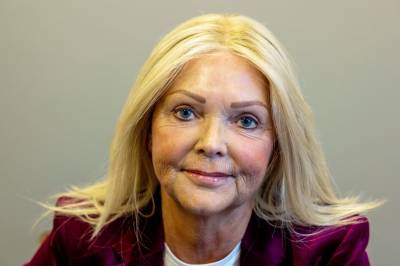 Econa leker med data