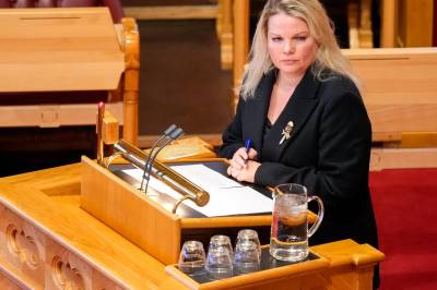 Frp støtter Unge Venstres forslag om kutt i støtte til muslimske trossamfunn