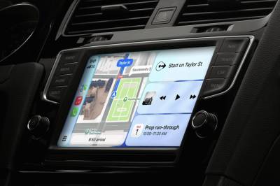 Nå har alle med CarPlay fått ChatGPT