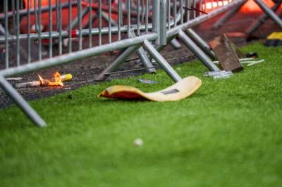 Vålerenga fyrer løs mot egne fans etter Åråsen-hærverk: – Mer enn en ripe i omdømmet