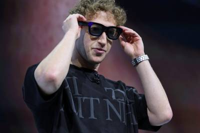 Johan Golden går etter Mark Zuckerberg