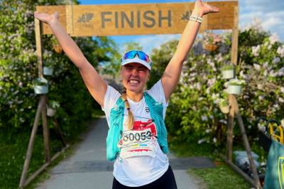 Synne (28) løp 80 kilometer – med en baby i magen