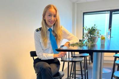 Elev raser mot pilotskole: – Kjenner på et ekstremt sinne