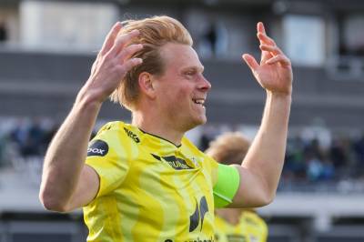 Fotballens nasjonaldag: Start jakter årets første seier