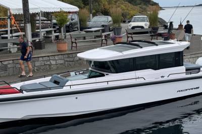Rå Axopar Brabus 37
