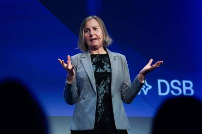 DSB fikk tilbudt 112 strømaggregater etter dramatisk Ukraina-budskap. Seks uker senere er kun 7 sendt.