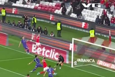 1-1: Pavlidis, Benfica