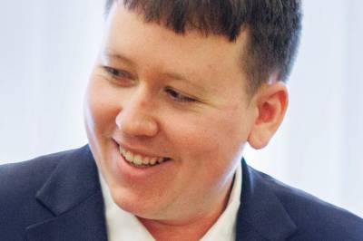 Overtidskravet til André (27) kan endre norsk arbeidsliv