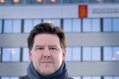 KOG-ansatte er evakuert med buss og charterfly