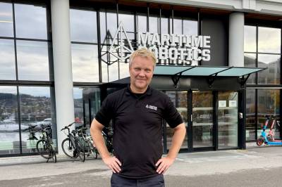 Lager sjødroner: – En logisk plass å drive et høyteknologiselskap