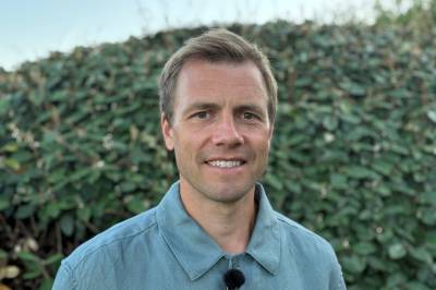 Dro fra sønnen for TV: – Jeg har en bra kone