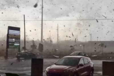 Tornado ryster Michigan: - Herregud!