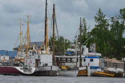 Ultimatum prellet av, båtene blir liggende på Steilene