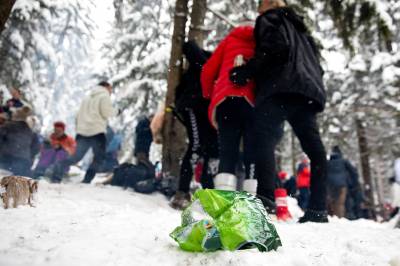 Tar grep for å unngå kaos og fyll under femmila: – Blir bortvist om du ikke er godt nok kledd