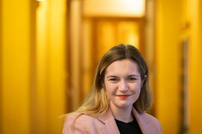 Lærere ringes ned på kveldstid. Nå vil Høyre ha «foreldreregler».