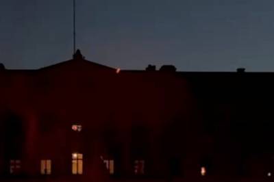 Bluss og fyrverkeri på Slottsplassen