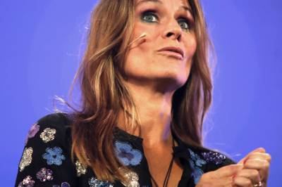 - Armen på kjolen stod i full fyr