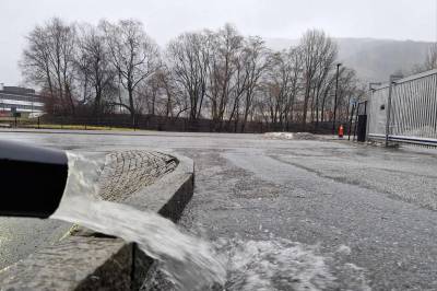 No skal det bøtte ned. Meteorologen har ein endå dårlegare nyheit