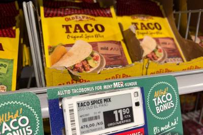 Meny knuser Kiwi i pristest av taco