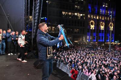 Ellevill gullfeiring for Viking: – Det er uvirkelig