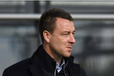 Chelsea-ikon John Terry iler ut med en kommentar etter rykter om første hovedtrenerjobb