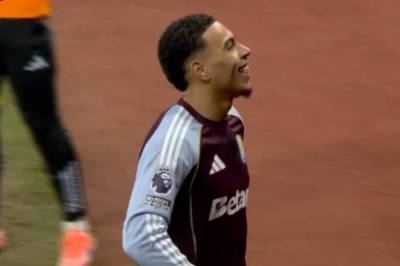 Aston Villa med syv på rad: Rogers senket Manchester United