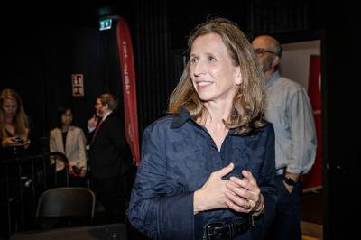 Regje­rin­gen vars­ler endring: – Mer konsen­tra­sjon og mindre skjerm­bruk