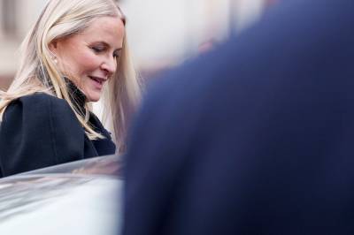 Kronprinsesse Mette-Marit: – Jeg ønsker å komme med en dyp beklagelse