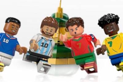 Flere LEGO World Cup-sett lekker med Messi, Ronaldo, Mbappé og Vini Jr. minifigurer og statuer