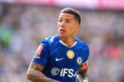 Setter milliardfrist for Chelsea-stjerne