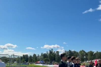 Radøy-leiren før første Norway cup-kamp