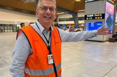 Rundt 50 sov på Flesland i natt. Avinor-sjefen åpnet til slutt sitt eget hjem.