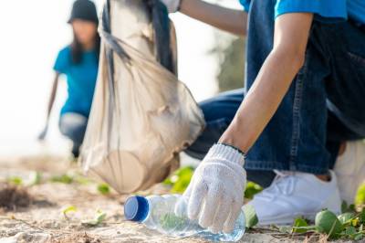 – Vi undervurderer farene ved kjemikalier i plast