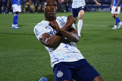 Denzel Dumfries har en svært rimelig utkjøpsklausul