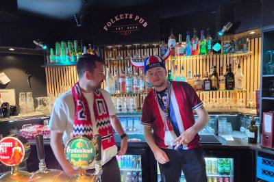 Topp stemning på Folkets pub