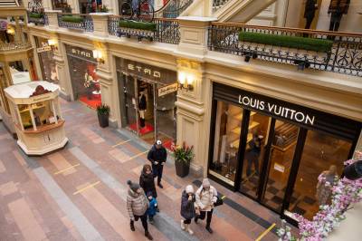 Olje i pluss, luksus i minus