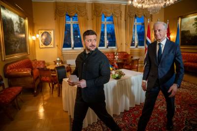 Volodymyr Zelenskyj kommer til Norge tirsdag