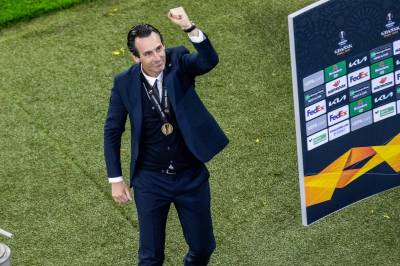 Aston Villa vinner Europa League-tittelen og utvider Unai Emerys utrolige rekord