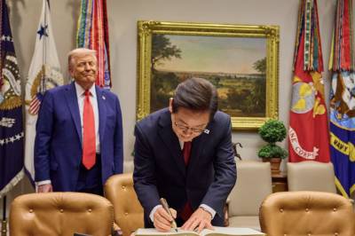 Trump truer med å øke tollsatsene mot Sør-Korea til 25