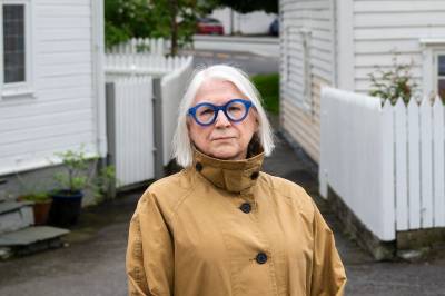 – Ikke rør disse husene!
