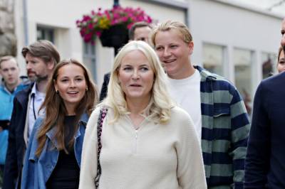 Bekrefter: Skal være med