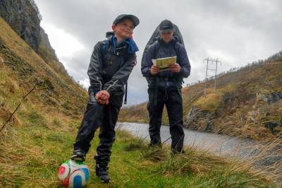 Derfor går Håkon (8) Bergen-Voss med fotball