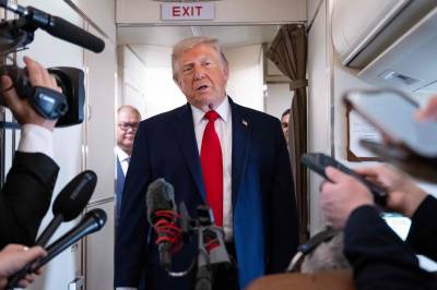 Trump sitter fast