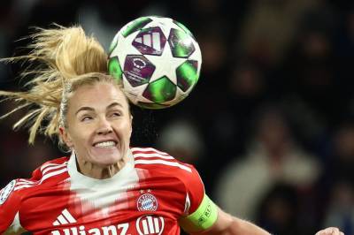 Islending ble helten: Bayern til semifinale i mesterligaen