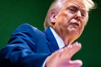 - Stoler ikke på ham