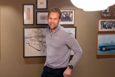 Solgte for en halv milliard etter endring: –  Gøy å holde på i sånne tider