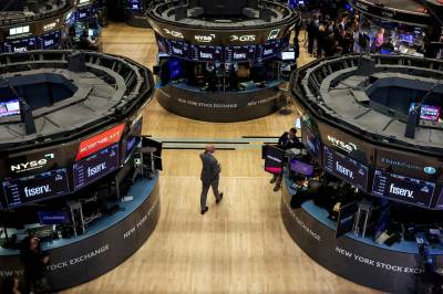 S&P og Nasdaq faller fra start