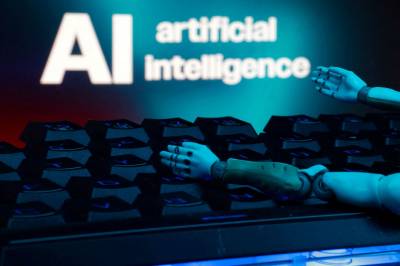 AI-ekspert: – Fanget i et geopolitisk kappløp