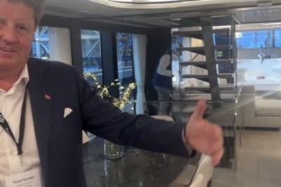 Overdådig flytende luksus i tre etasjer til 90 millioner