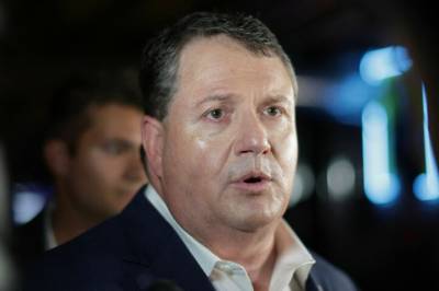 Ber Trump ta Grønland